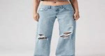 Are torn jeans still in style?