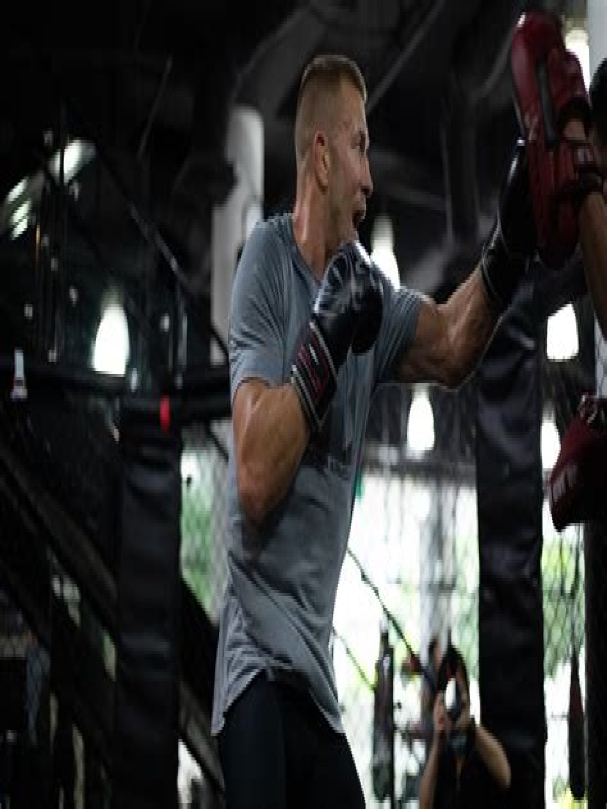How do you train like a UFC fighter?