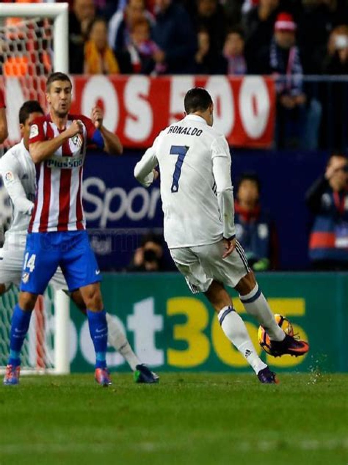 How many hat-tricks does Ronaldo have against Atlético Madrid?