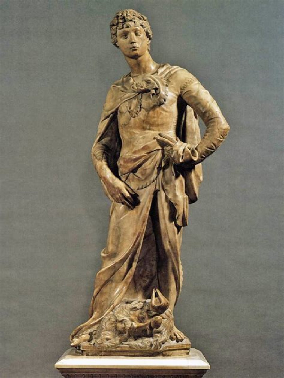 The early Renaissance sculpture