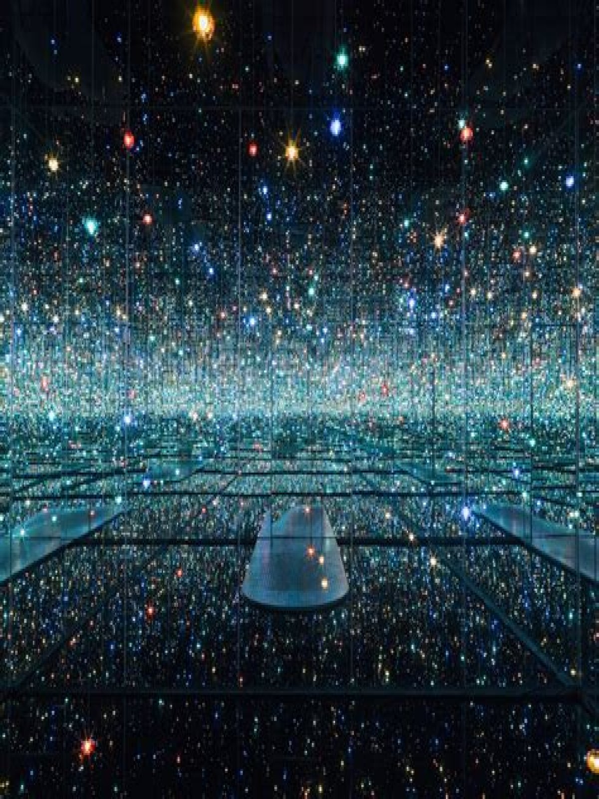 Yayoi Kusama: Infinity Mirrors